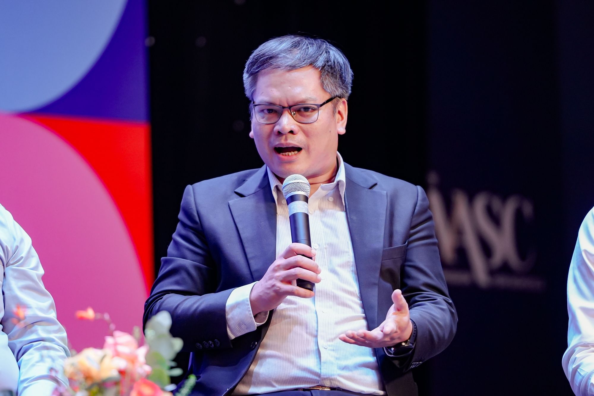 Tiến sĩ Đỗ Ngọc Minh “Học giỏi thôi chưa đủ, phải học an toàn trong kỷ nguyên số”