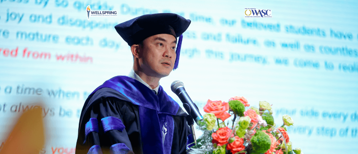 Tổng Hiệu Trưởng Nguyễn Vĩnh Sơn: "Thầy hy vọng dù các con trở thành ai sau này… các con vẫn giữ được: sự tử tế, lòng biết ơn, sự can đảm, và niềm tin vào chính mình".