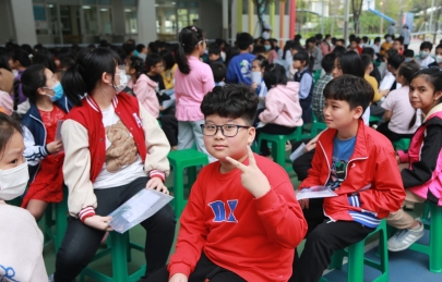 Học sinh Tiểu học Hà Nội hào hứng tham gia tranh tài tại vòng thi cấp thành phố cuộc thi tiếng Anh quốc tế TOEFL Challenge 